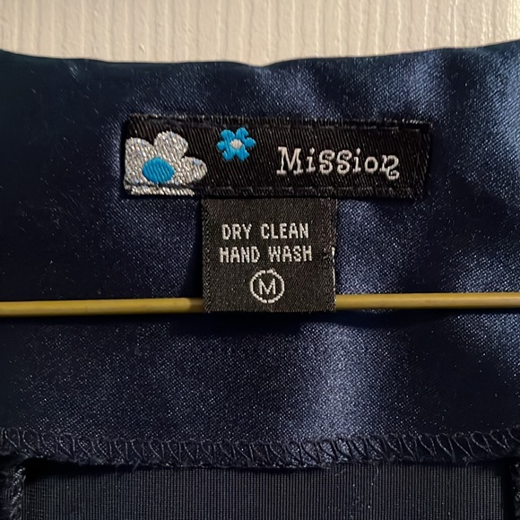 Velvet dress - Picture 5 of 11